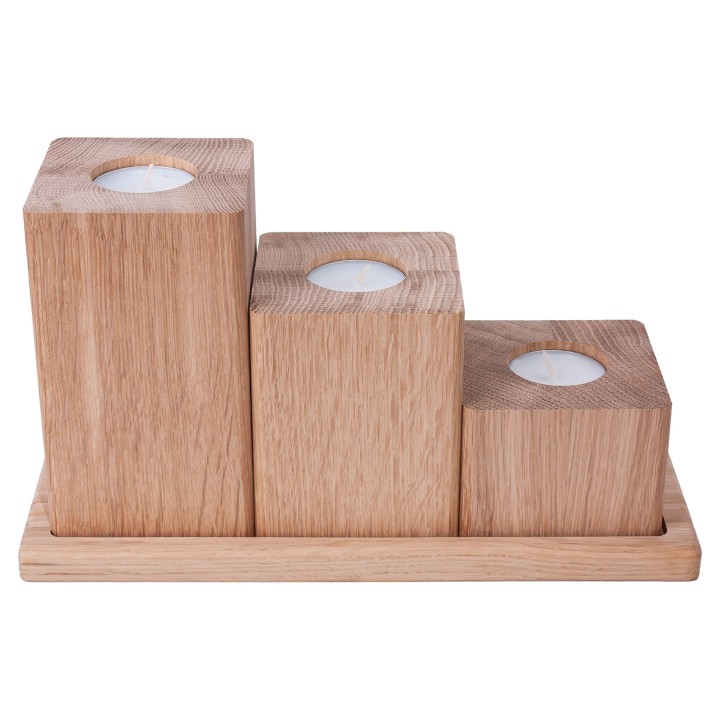 Set of oak candlesticks